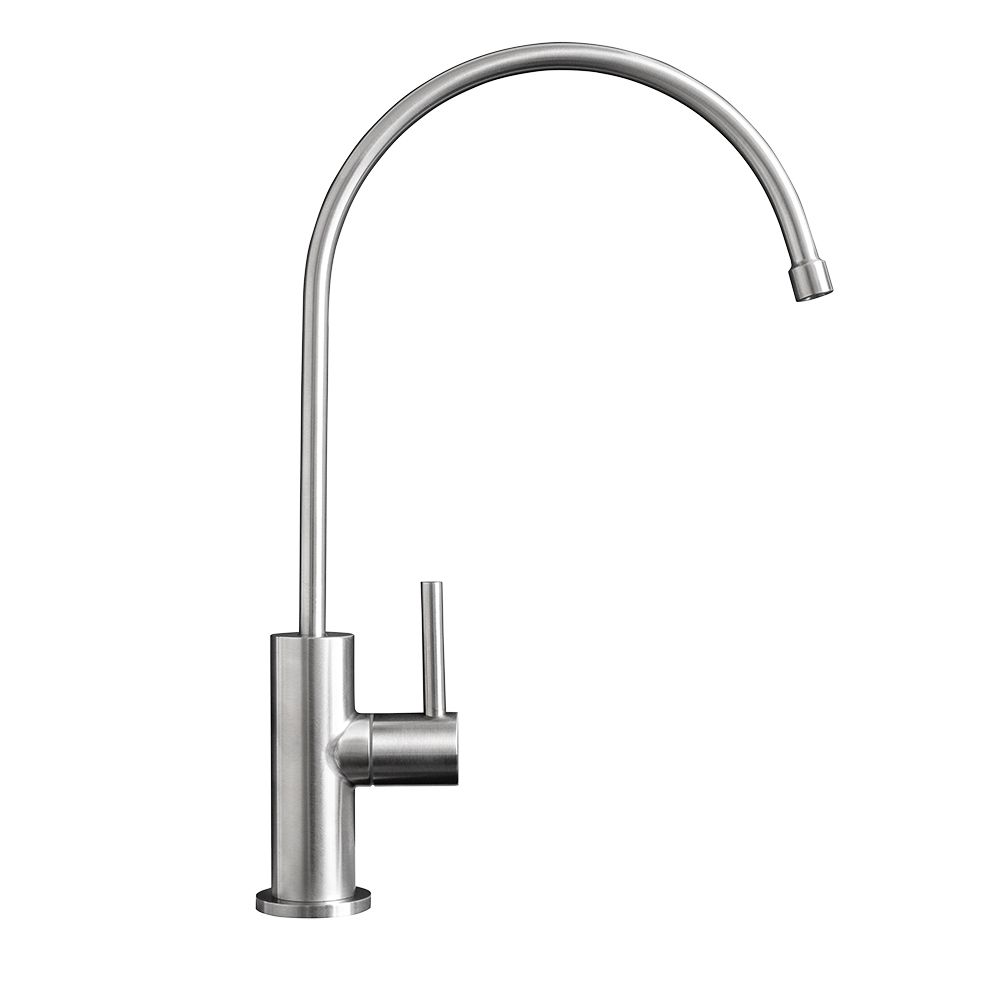 Wasserhahn Trento – Freisteller der Edelstahlarmatur mit hohem Bogenauslauf und seitlichem Hebel