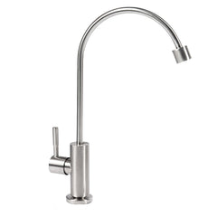 Wasserhahn Novara Inox – Edelstahlarmatur mit Schwanenhals-Auslauf und seitlichem Hebel